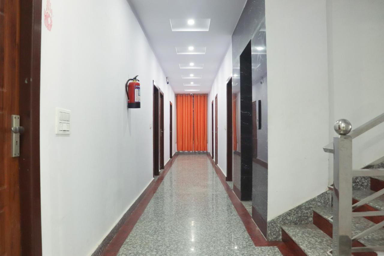 The Royal Galaxy Hotel Rishikesh Exterior photo